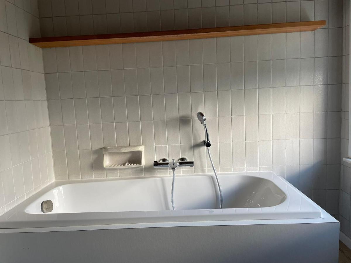 B&B The White House Wielsbeke Экстерьер фото