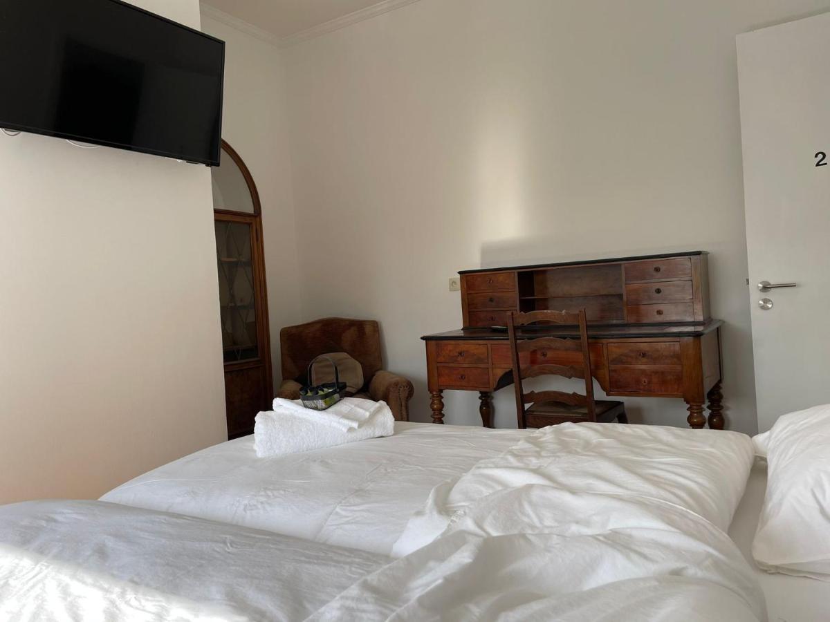 B&B The White House Wielsbeke Экстерьер фото